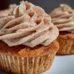 creamy cinnamon buttercream frosting - featured image