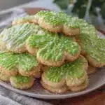 shamrock sugar cookies - featured image