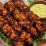 tandoori chicken skewers - featured image
